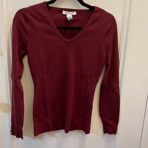 White House v neck sweater